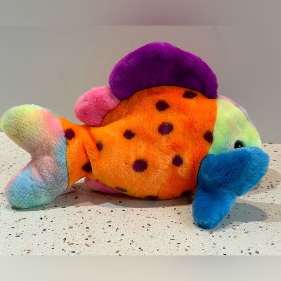 TY "Lips" Beanie Baby Buddies Tie Dye Rainbow Large Plush Fish 1999 Retired - Picture 4 of 9